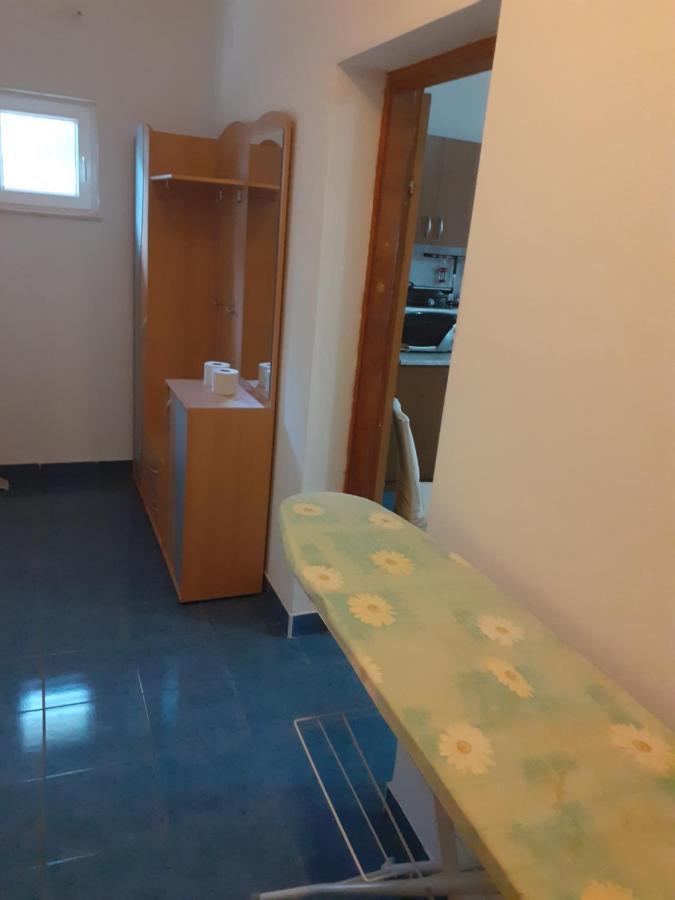 Apartment Papak Trogir Exterior photo